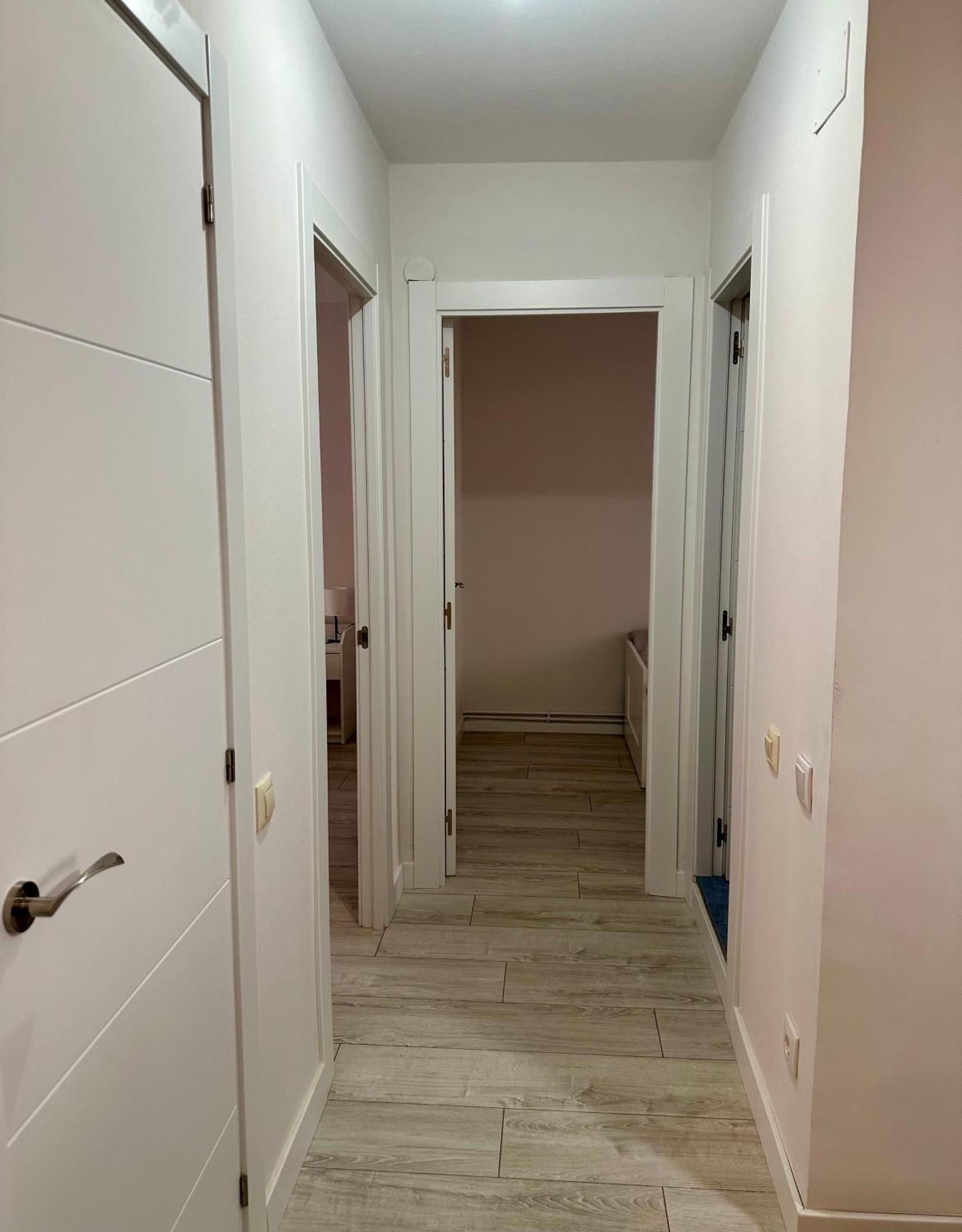 Cozy Flat 5 Mins From The Beach Gijón Esterno foto