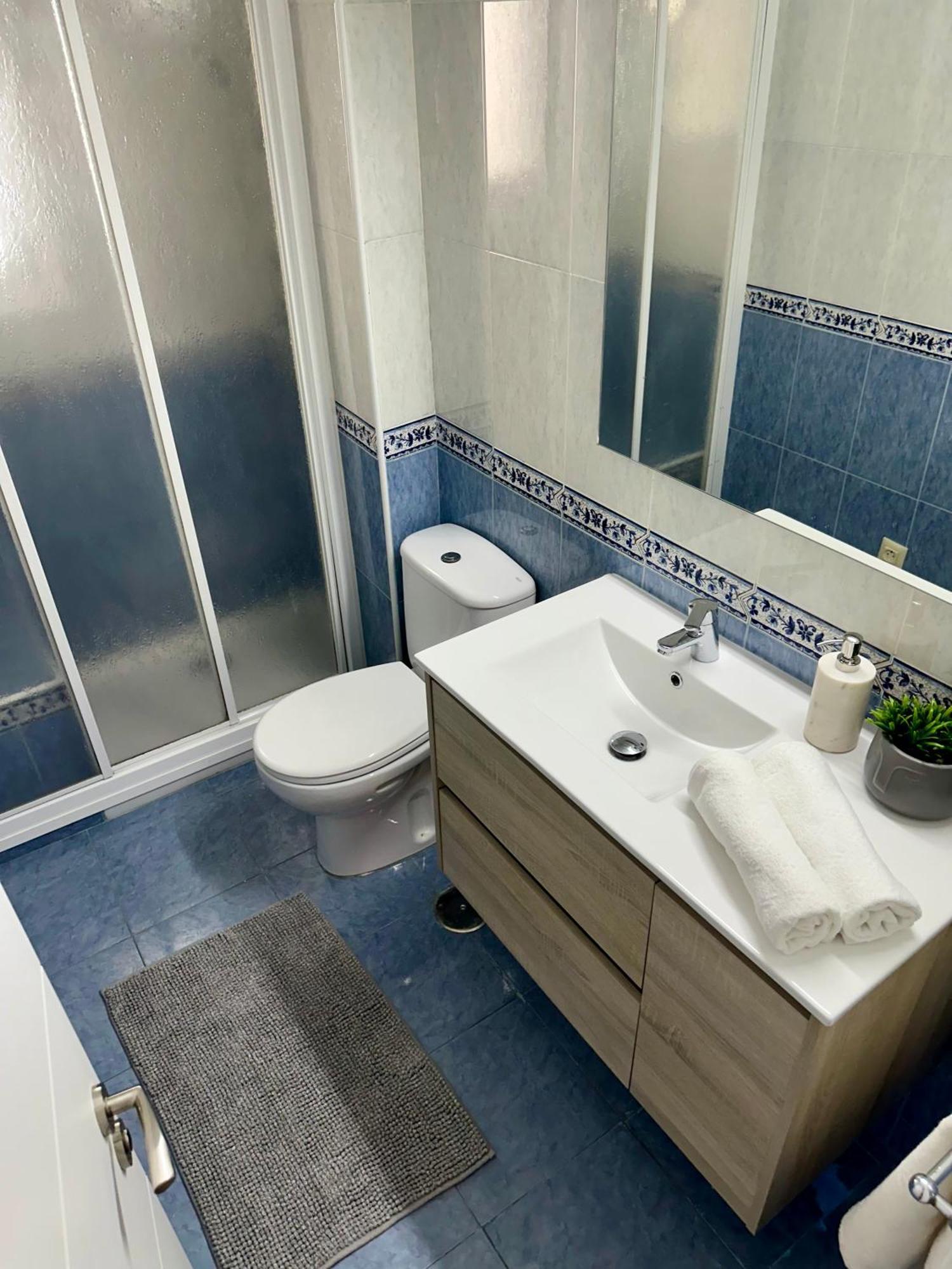 Cozy Flat 5 Mins From The Beach Gijón Esterno foto